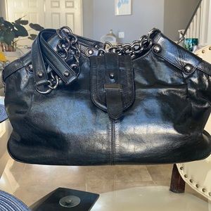 KENNETH COLE large 100% black leather shoulder bag